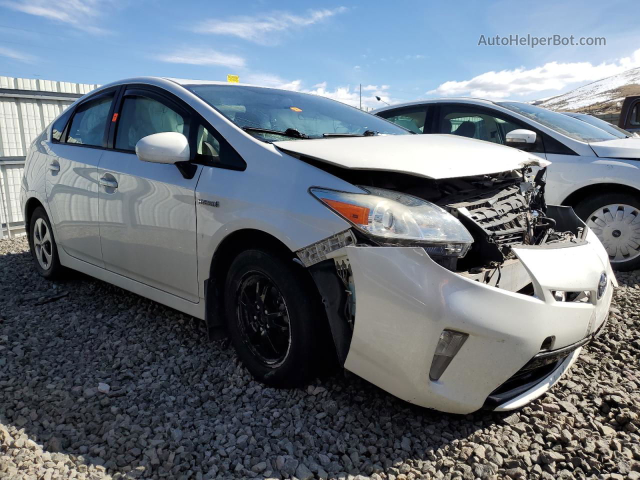 2014 Toyota Prius  White vin: JTDKN3DU9E0371805