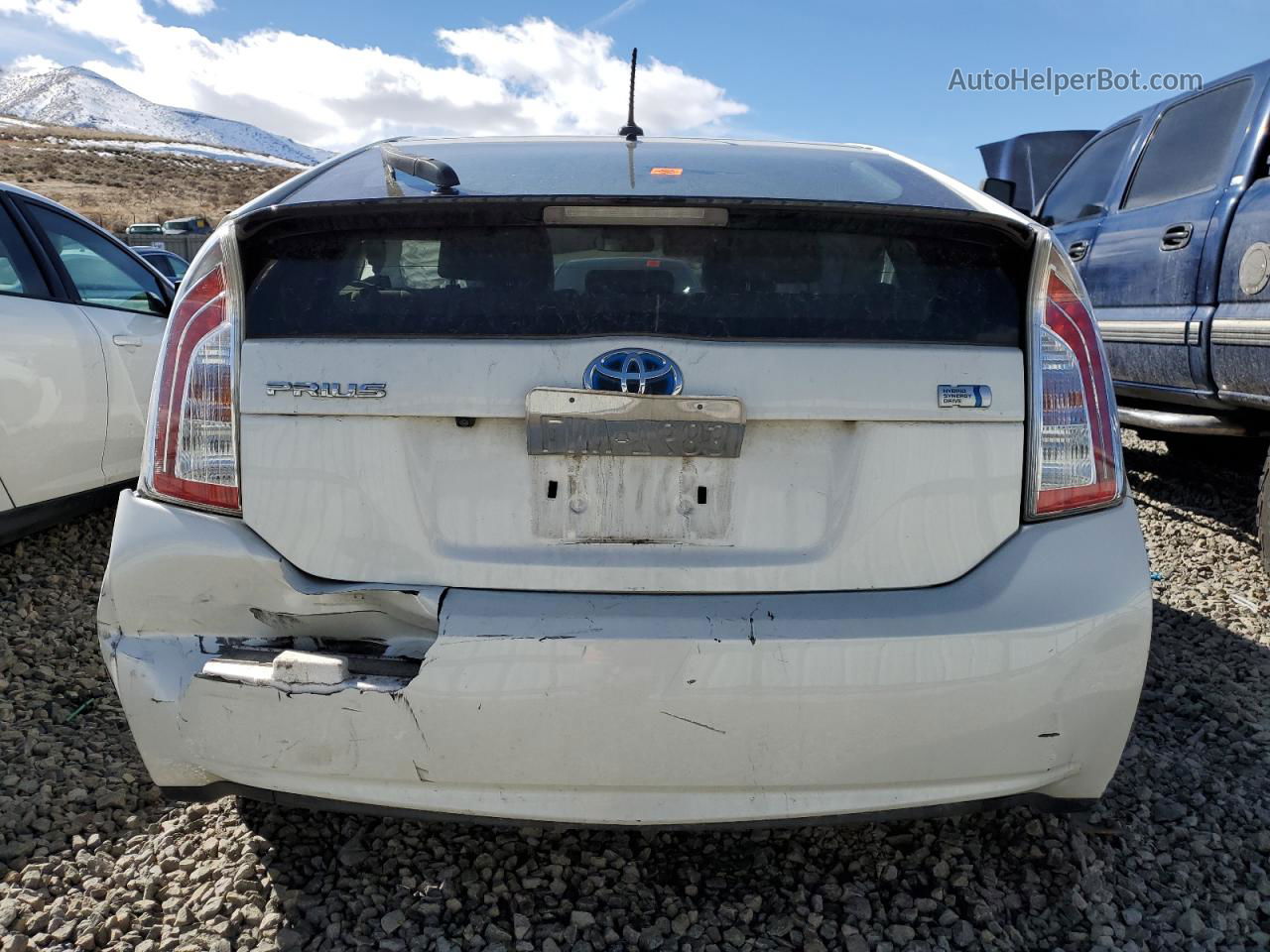 2014 Toyota Prius  White vin: JTDKN3DU9E0371805