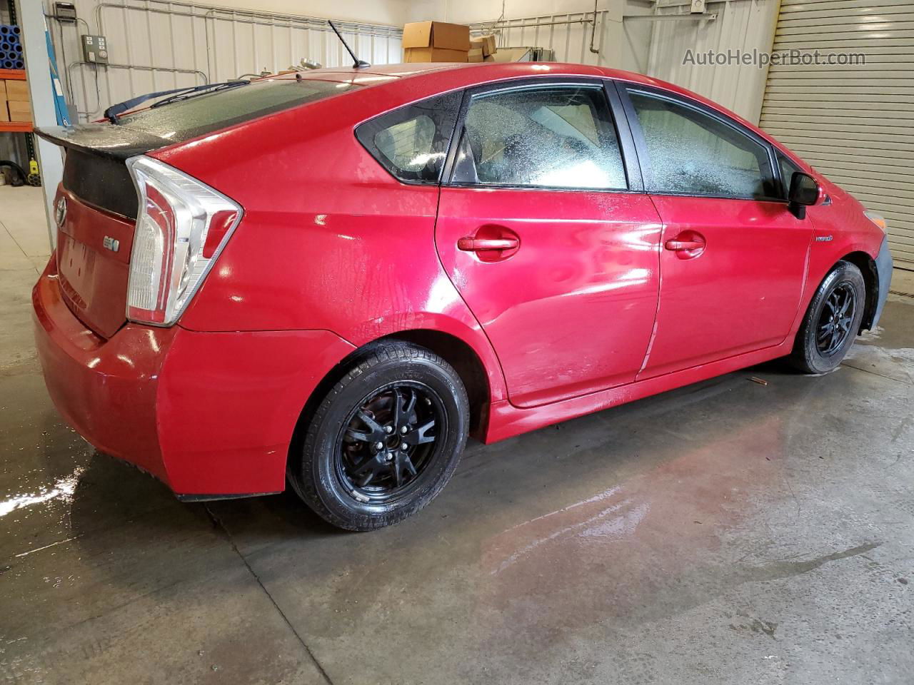 2014 Toyota Prius  Red vin: JTDKN3DU9E0376387