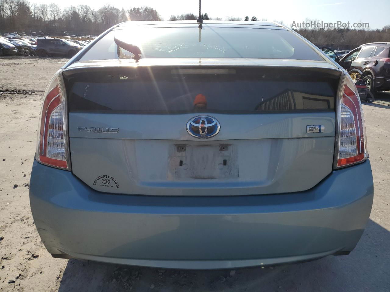 2014 Toyota Prius  Blue vin: JTDKN3DU9E1749521