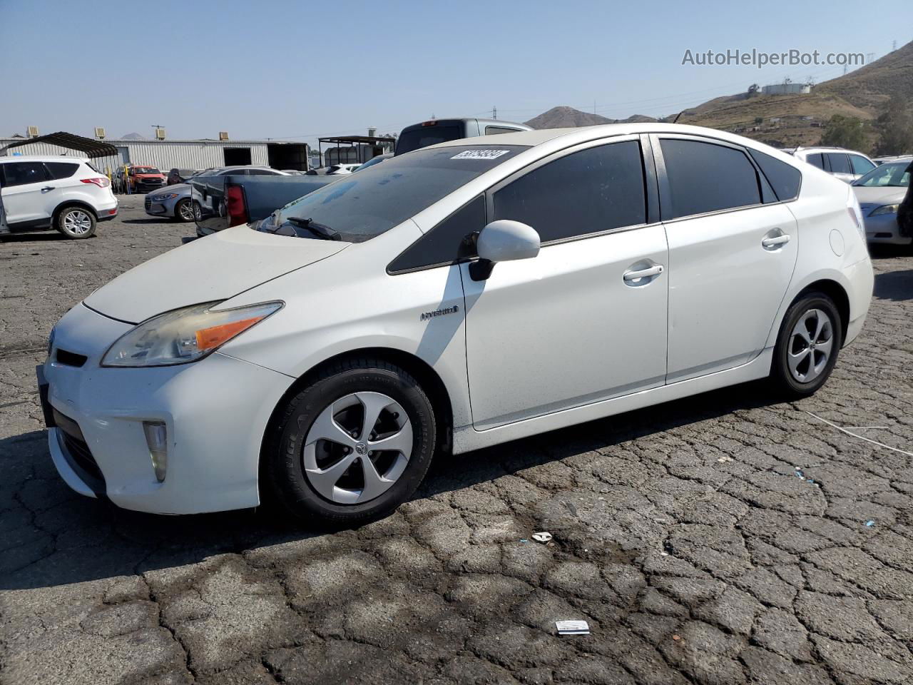 2014 Toyota Prius  White vin: JTDKN3DU9E1779263