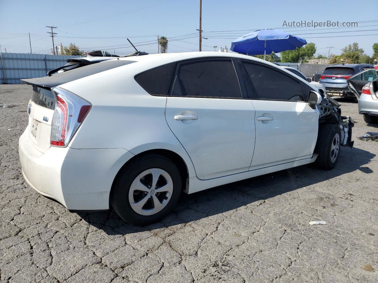 2014 Toyota Prius  White vin: JTDKN3DU9E1779263