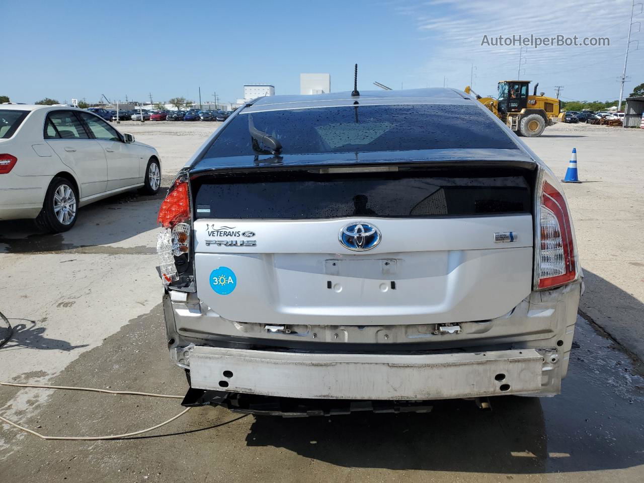 2012 Toyota Prius  Серебряный vin: JTDKN3DUXC5456006