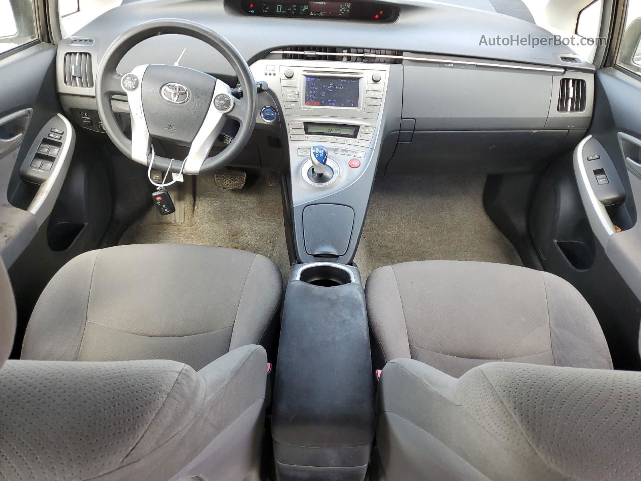 2013 Toyota Prius  Зеленый vin: JTDKN3DUXD1630150