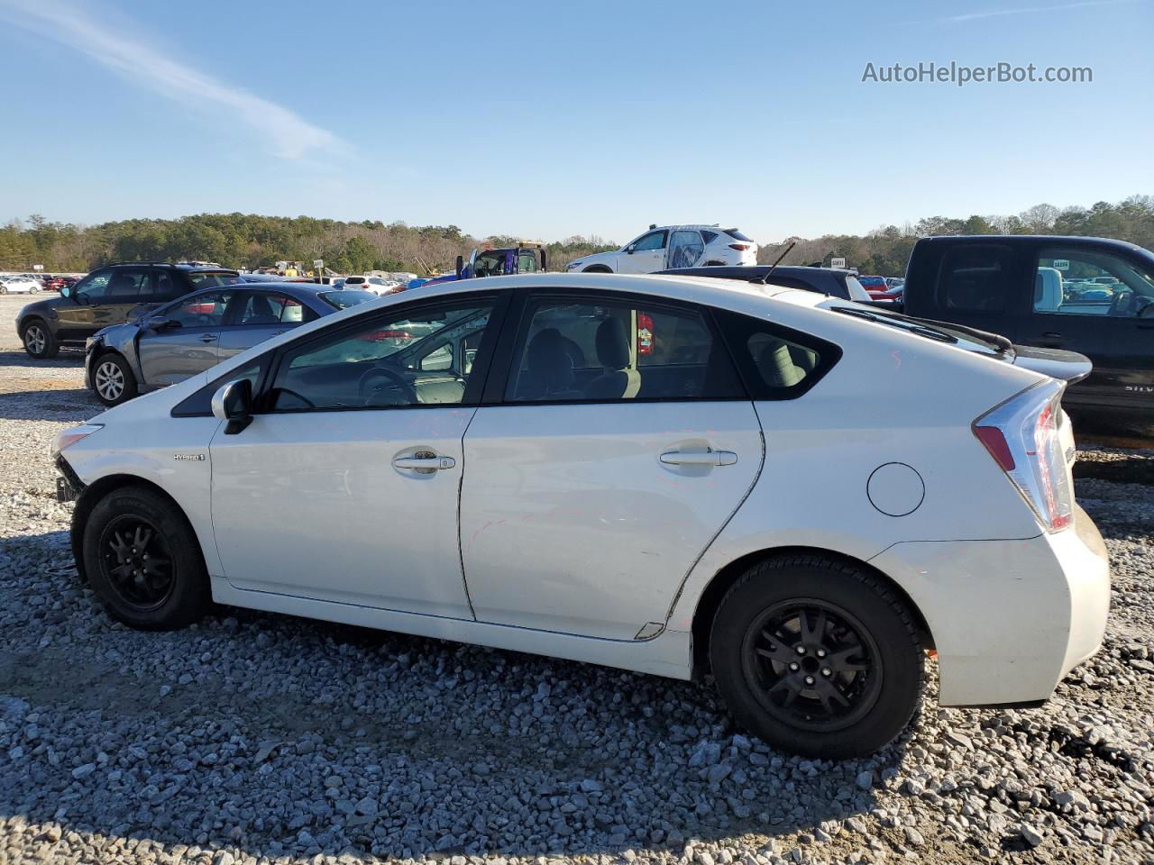 2013 Toyota Prius  Белый vin: JTDKN3DUXD1730006