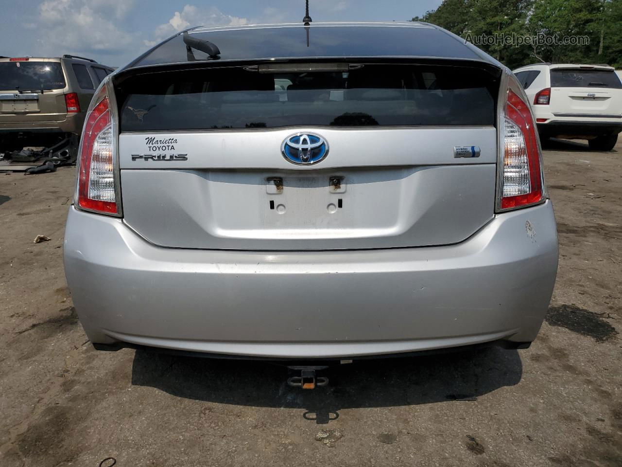 2014 Toyota Prius  Silver vin: JTDKN3DUXE0360909