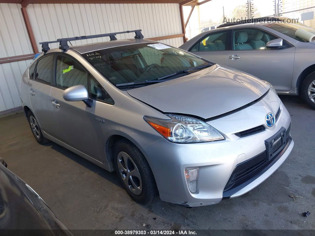 2014 Toyota Prius Two Silver vin: JTDKN3DUXE1739547