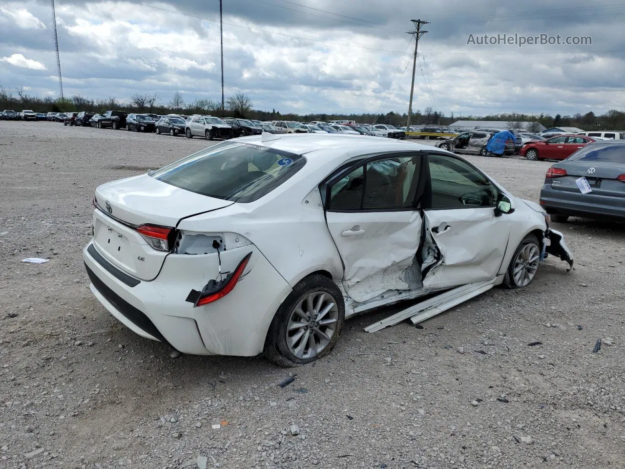 2021 Toyota Corolla Le White vin: JTDVPMAEXMJ131424