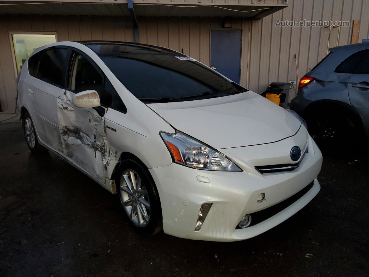 2012 Toyota Prius V  Cream vin: JTDZN3EU0C3024596