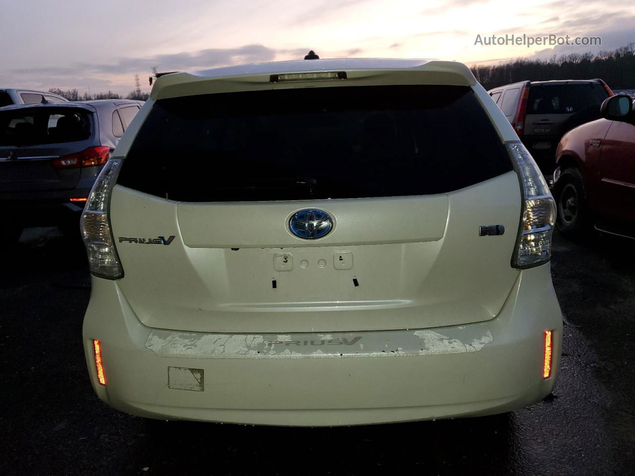 2012 Toyota Prius V  Cream vin: JTDZN3EU0C3024596