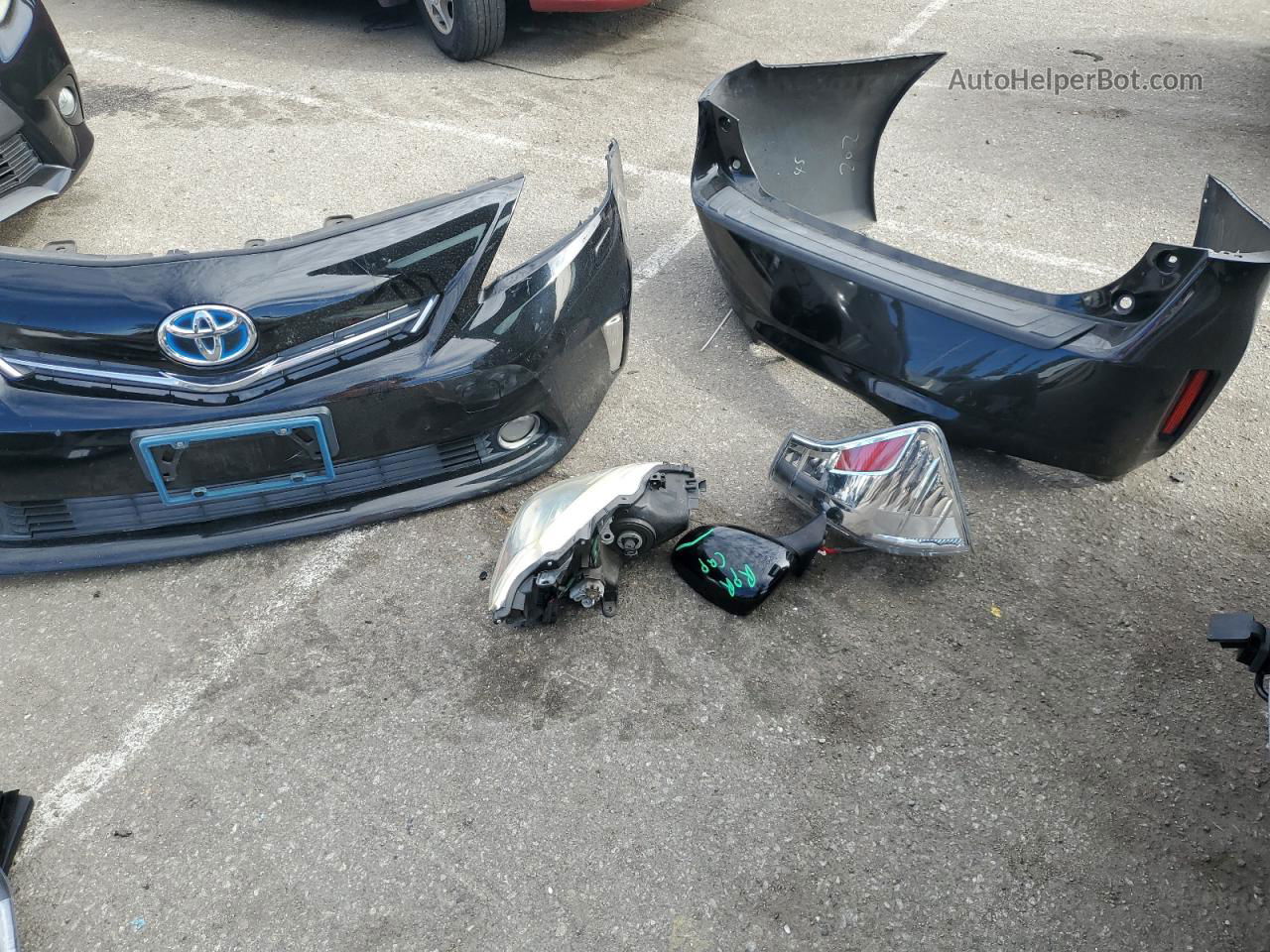 2012 Toyota Prius V  Черный vin: JTDZN3EU0C3035128