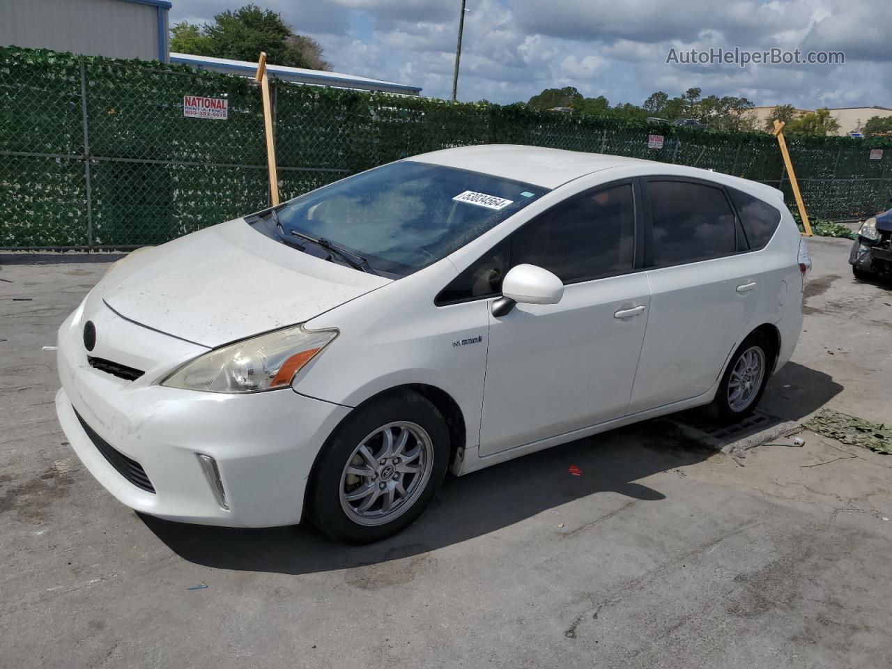 2013 Toyota Prius V  White vin: JTDZN3EU0D3192918