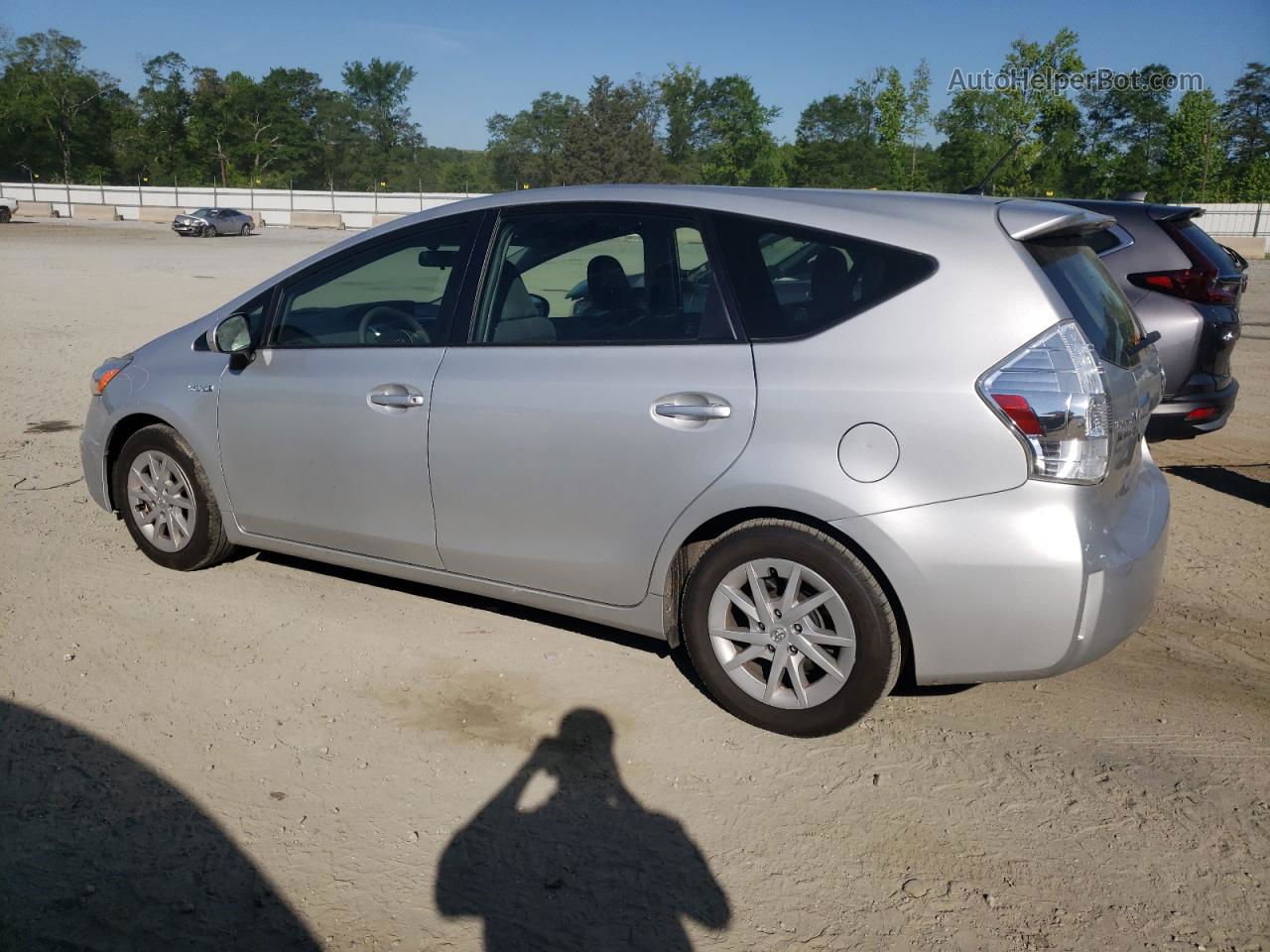 2013 Toyota Prius V  Silver vin: JTDZN3EU1D3187744