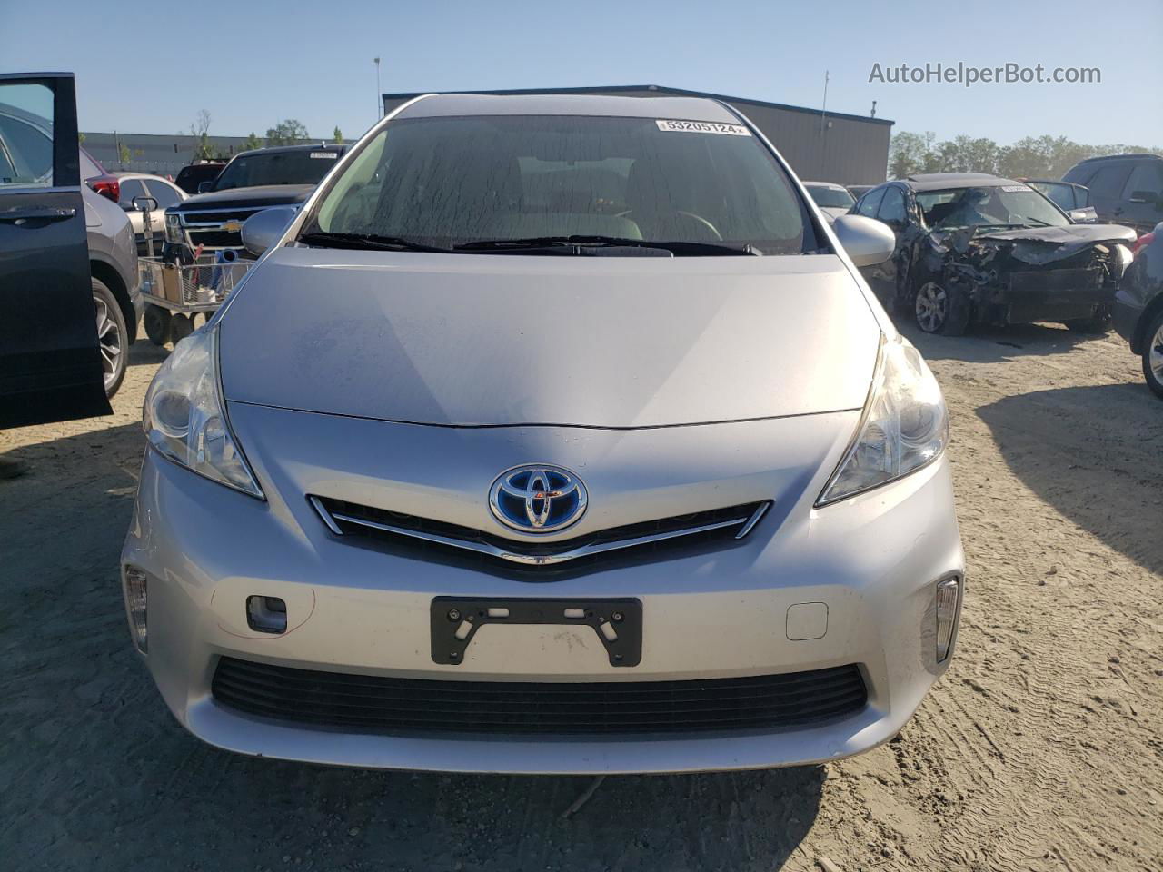 2013 Toyota Prius V  Серебряный vin: JTDZN3EU1D3187744