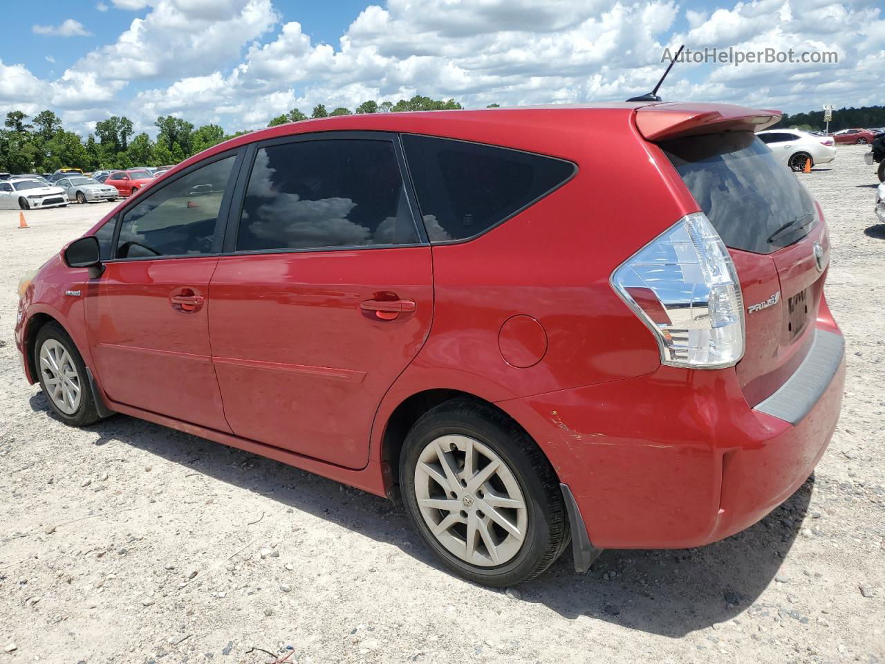 2013 Toyota Prius V  Красный vin: JTDZN3EU1D3200282