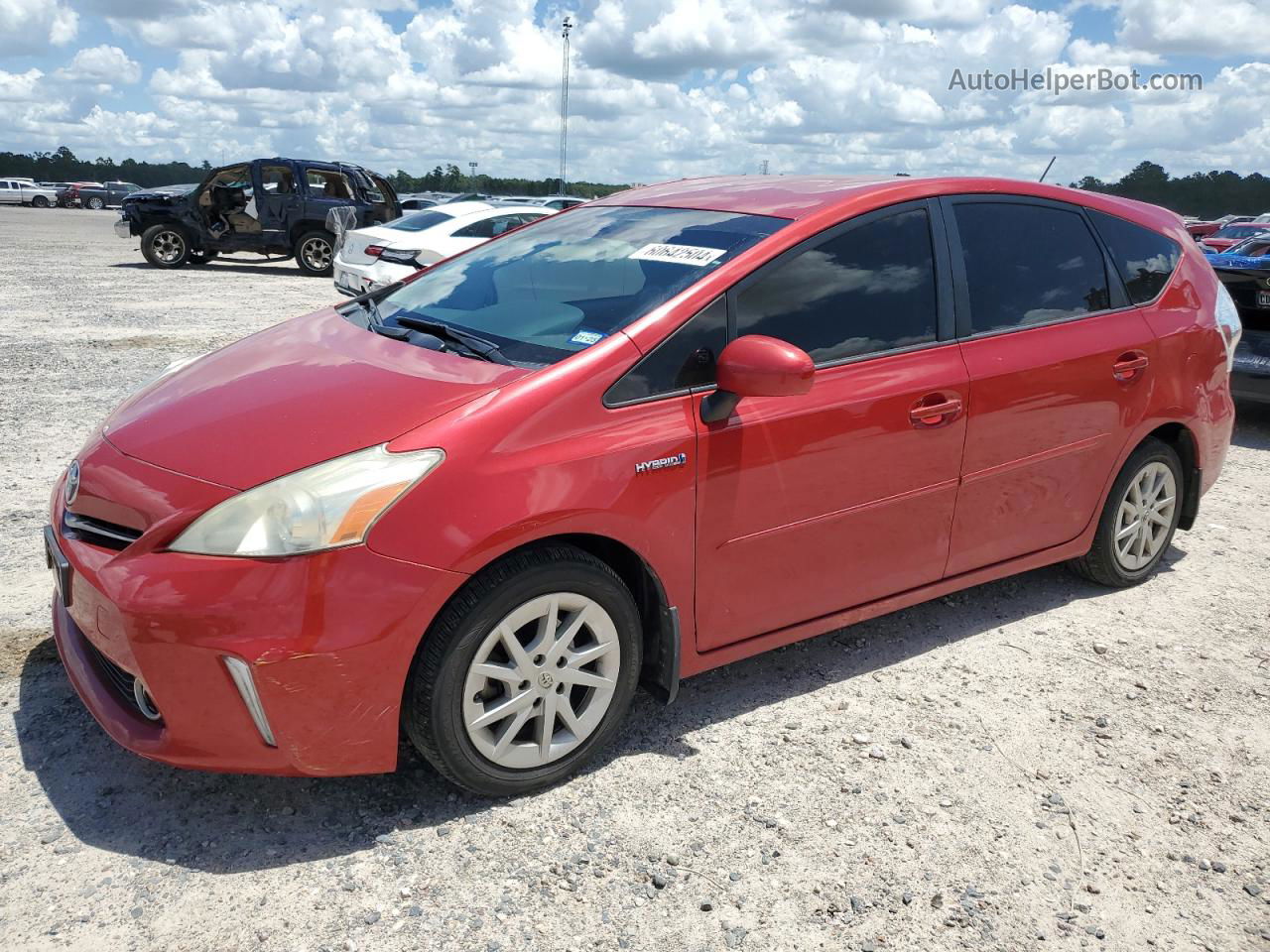 2013 Toyota Prius V  Красный vin: JTDZN3EU1D3200282