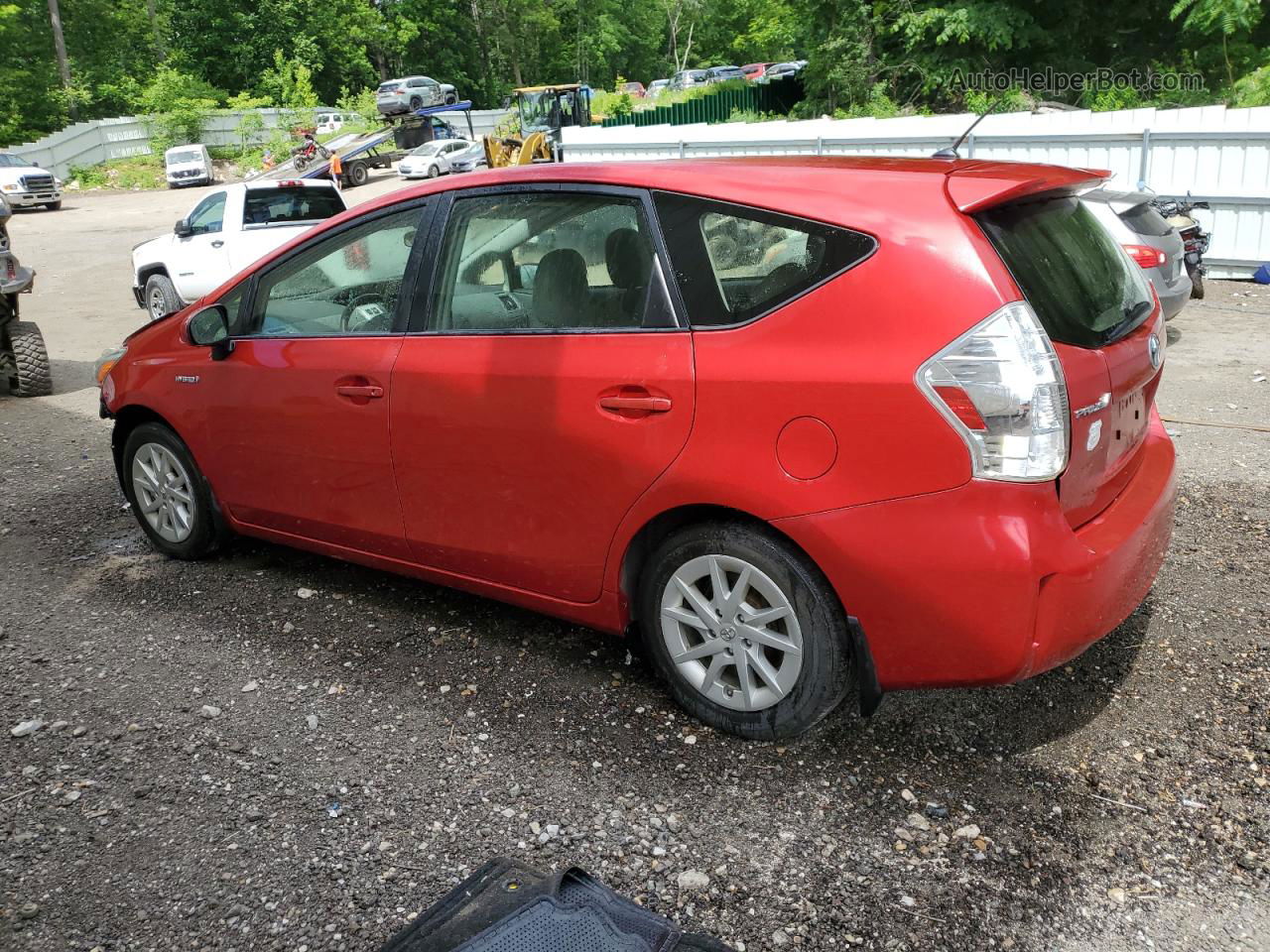 2014 Toyota Prius V  Red vin: JTDZN3EU1E3360180