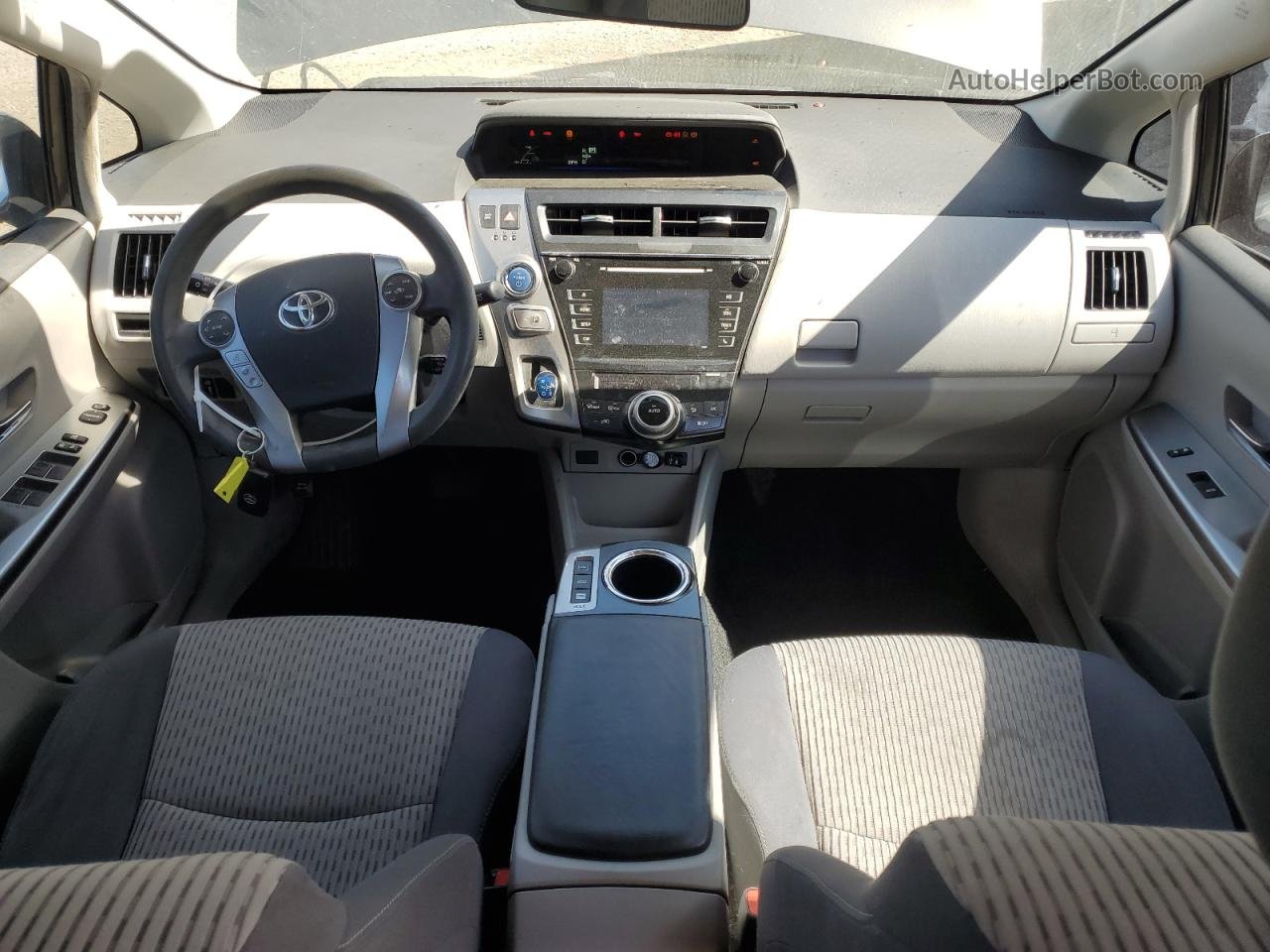 2015 Toyota Prius V  Черный vin: JTDZN3EU1FJ031167