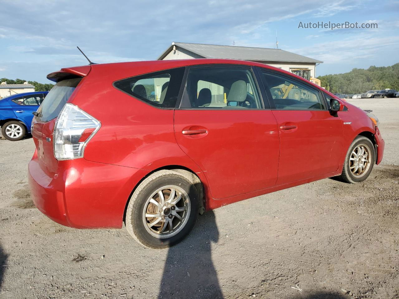 2012 Toyota Prius V  Красный vin: JTDZN3EU2C3093905