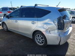 2012 Toyota Prius V Two Серебряный vin: JTDZN3EU2C3094892