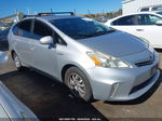 2012 Toyota Prius V Two Серебряный vin: JTDZN3EU2C3094892