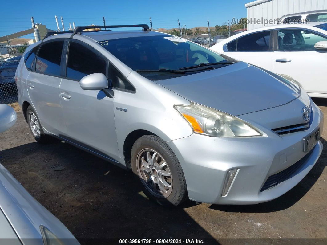 2012 Toyota Prius V Two Серебряный vin: JTDZN3EU2C3094892