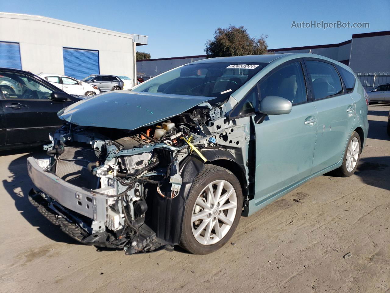 2013 Toyota Prius V  Silver vin: JTDZN3EU2D3209850