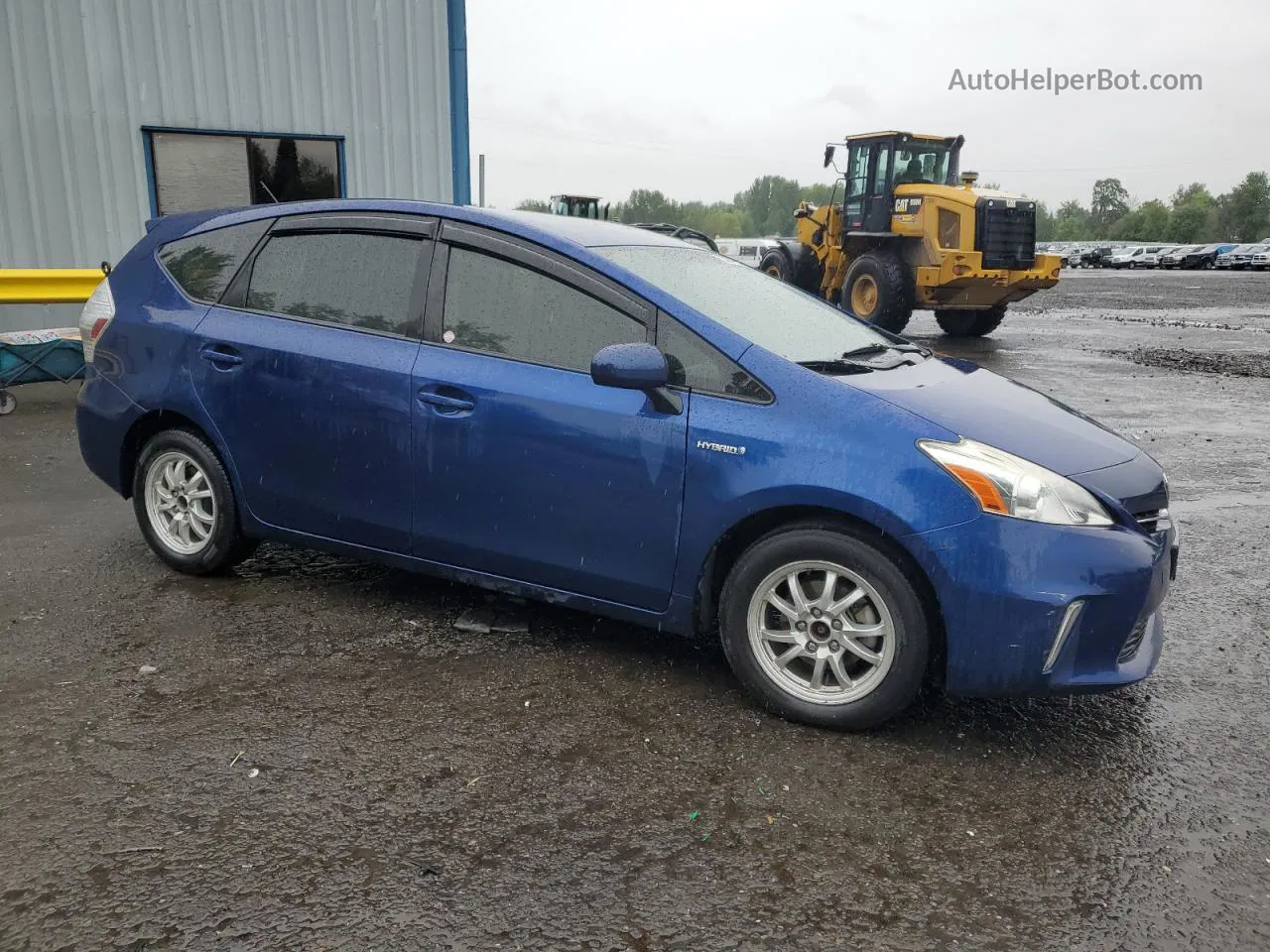 2013 Toyota Prius V  Blue vin: JTDZN3EU2D3280286