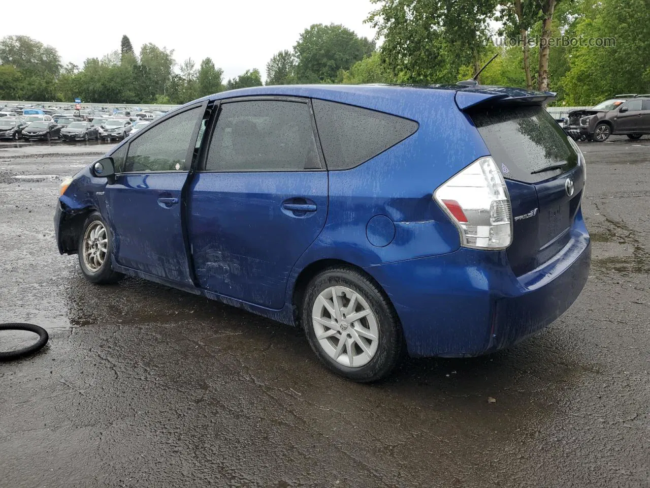 2013 Toyota Prius V  Blue vin: JTDZN3EU2D3280286