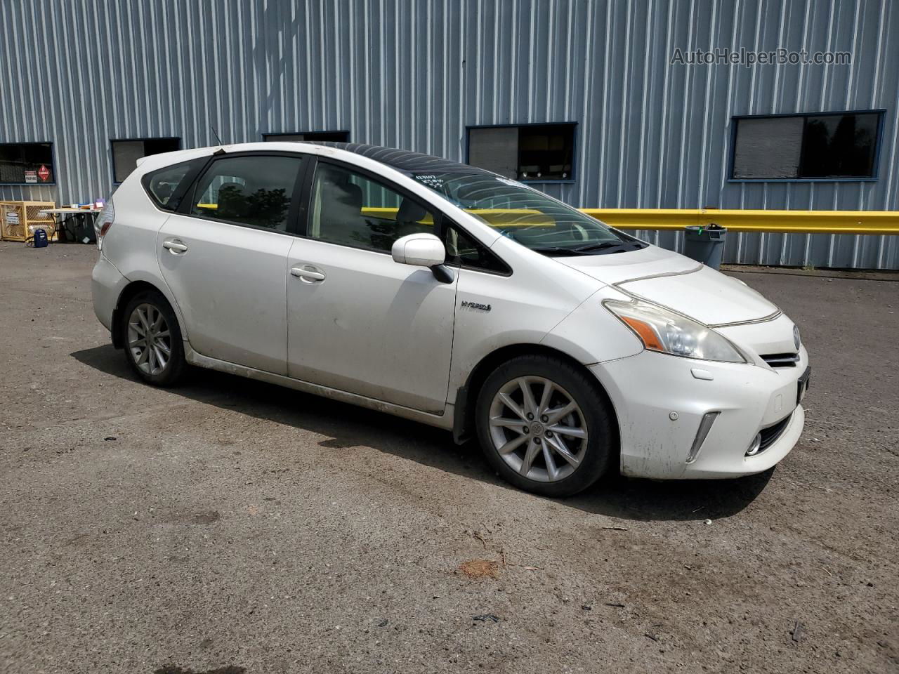 2013 Toyota Prius V  White vin: JTDZN3EU4D3211874