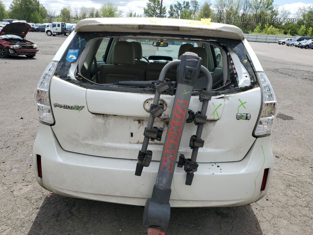 2013 Toyota Prius V  Белый vin: JTDZN3EU4D3211874