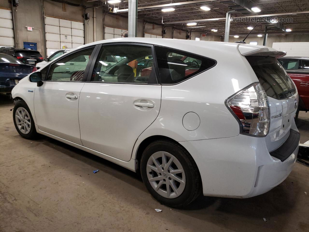 2012 Toyota Prius V  White vin: JTDZN3EU5C3081814