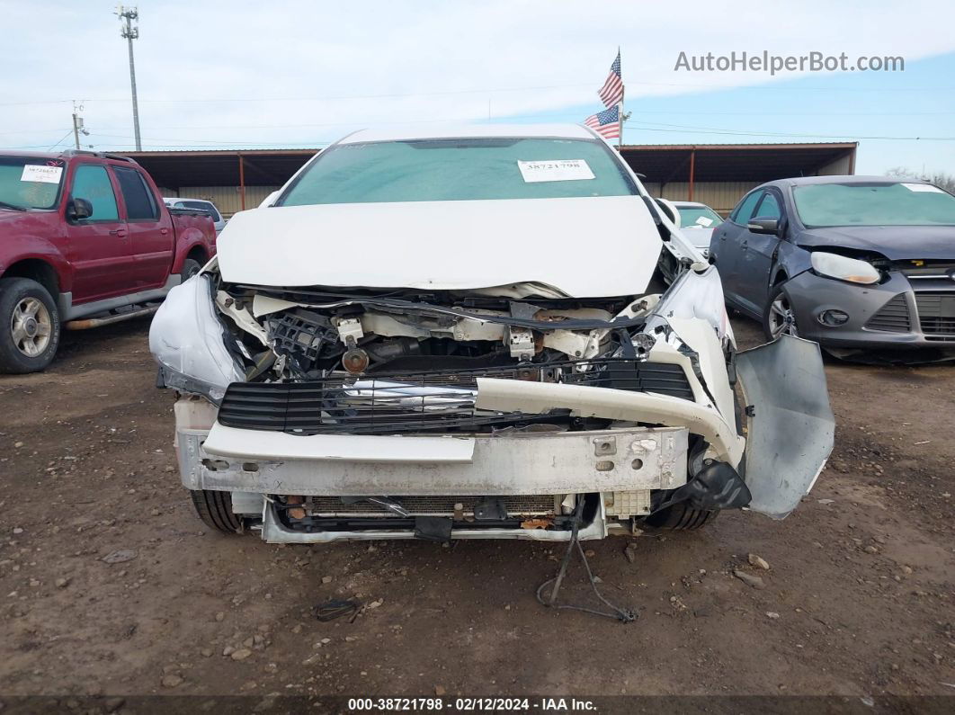 2012 Toyota Prius V Two White vin: JTDZN3EU5C3156527