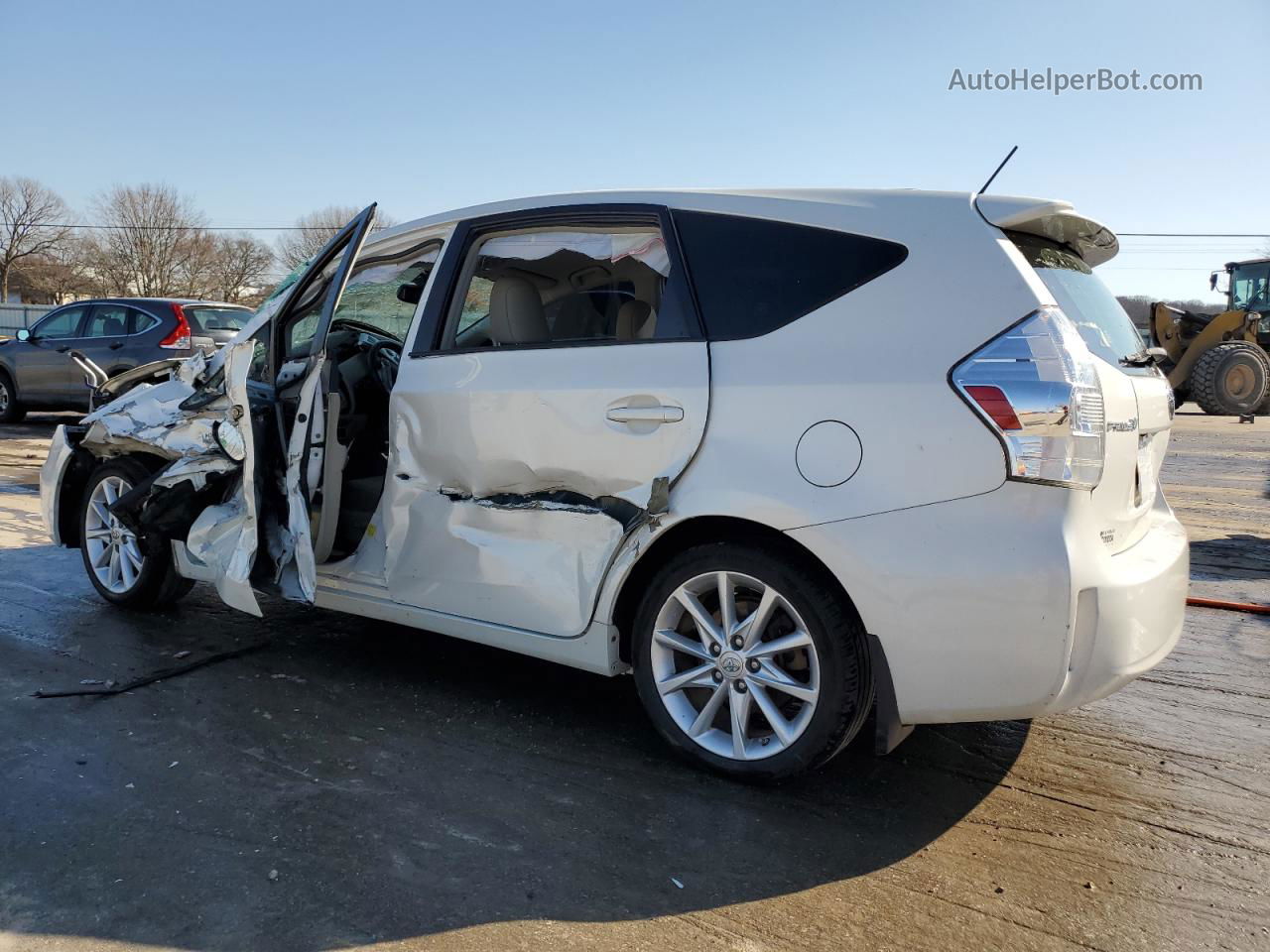 2013 Toyota Prius V  White vin: JTDZN3EU5D3190372