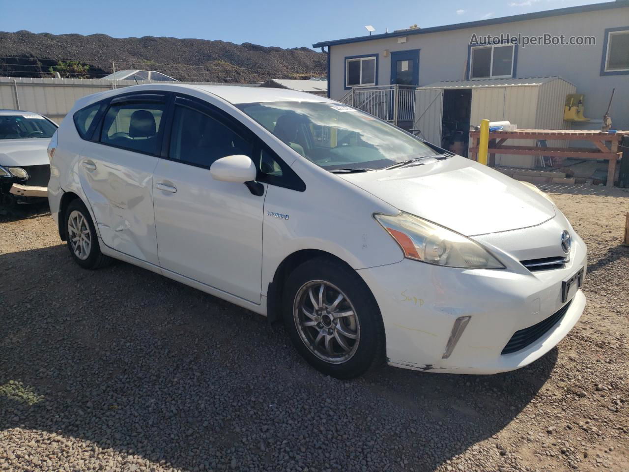 2013 Toyota Prius V  White vin: JTDZN3EU5D3200110