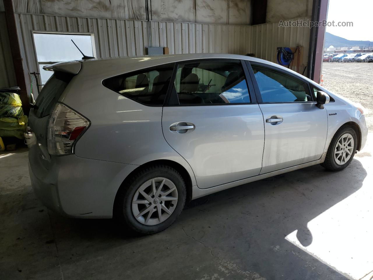 2012 Toyota Prius V  Silver vin: JTDZN3EU6C3126078