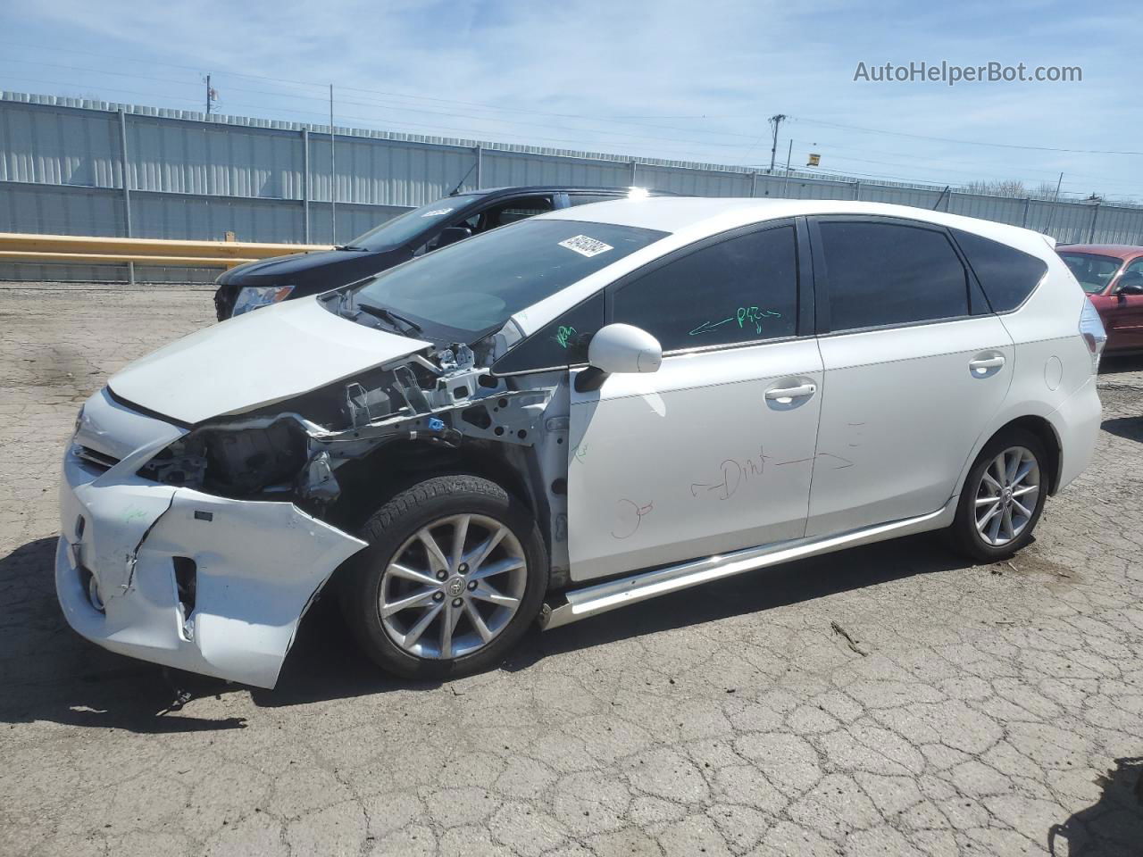 2012 Toyota Prius V  White vin: JTDZN3EU6C3135735