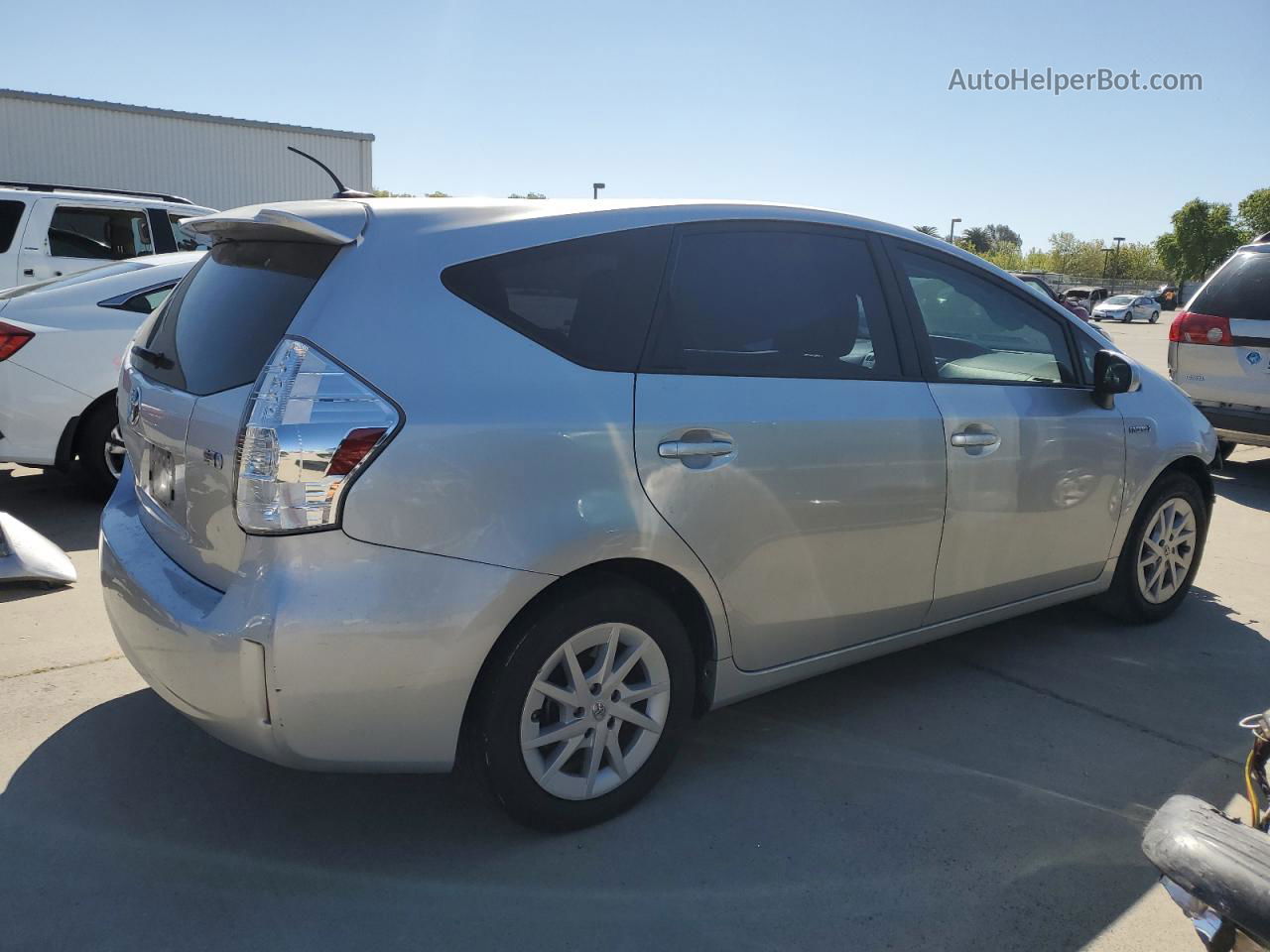 2012 Toyota Prius V  Silver vin: JTDZN3EU6C3174356