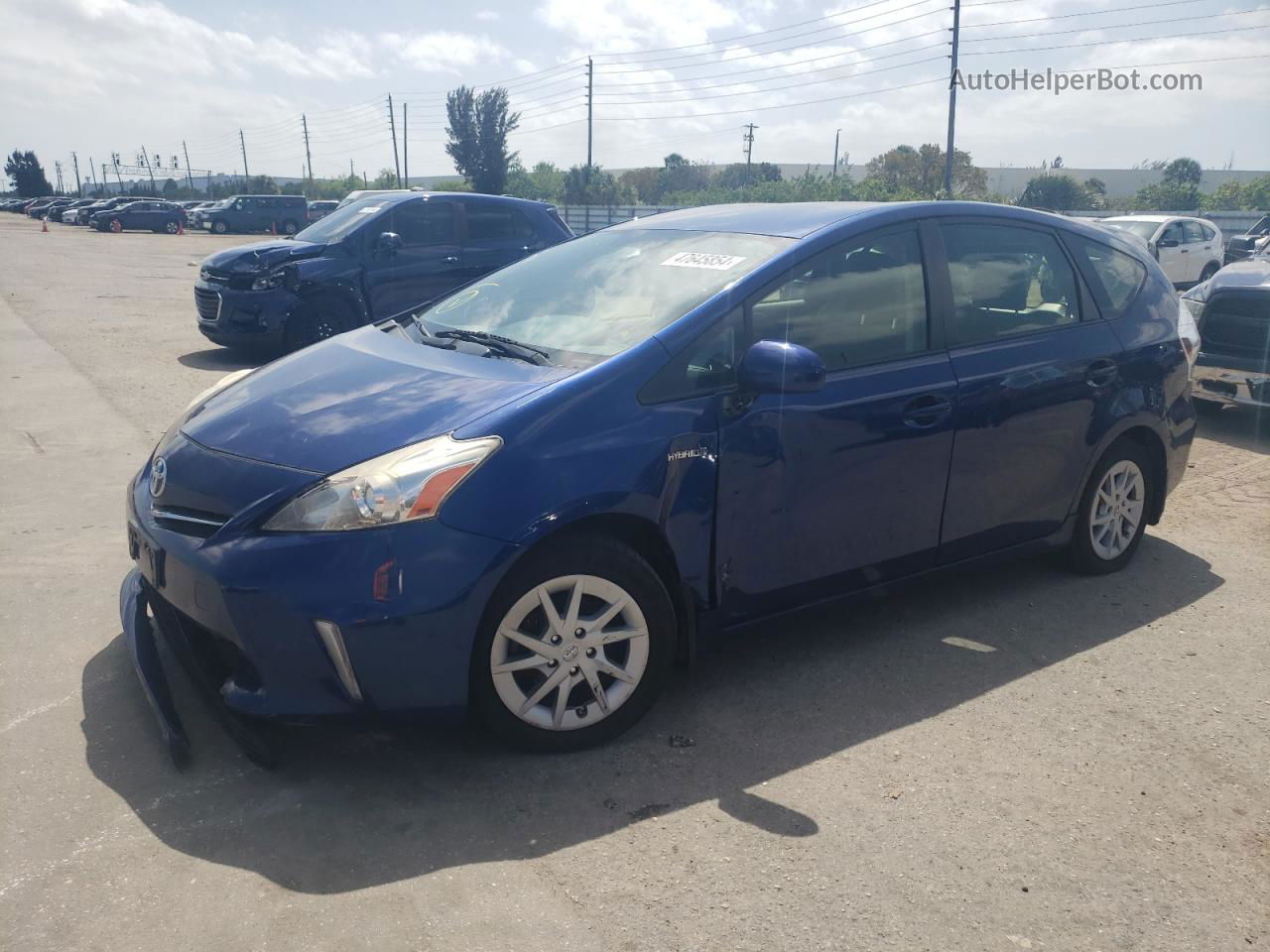 2013 Toyota Prius V  Blue vin: JTDZN3EU6D3281148