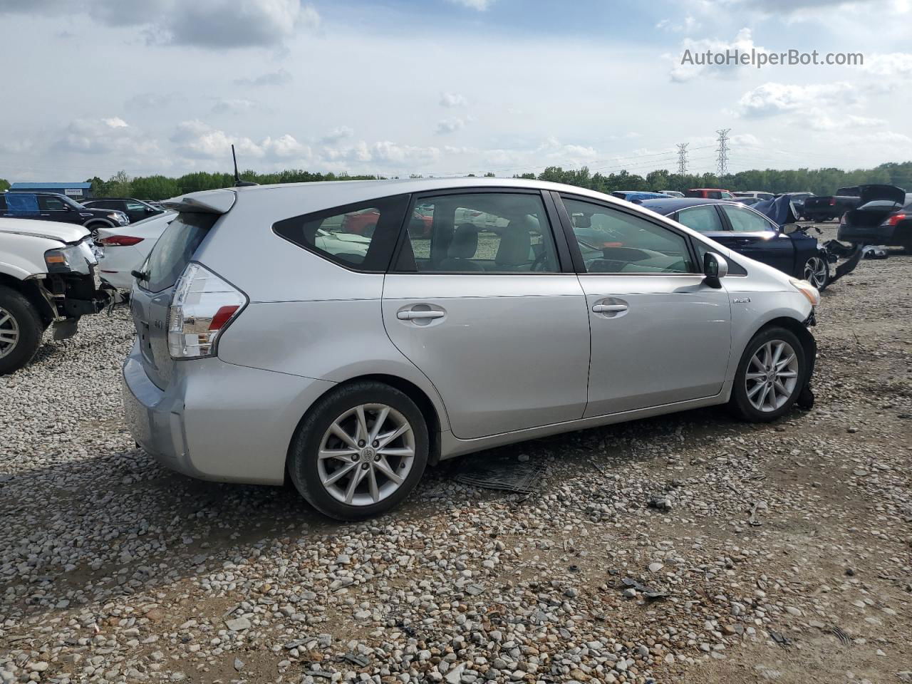 2014 Toyota Prius V  Silver vin: JTDZN3EU6E3320421