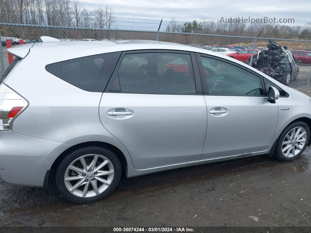 2012 Toyota Prius V Five Серебряный vin: JTDZN3EU7C3023882