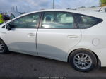 2012 Toyota Prius V Three Белый vin: JTDZN3EU7C3139423