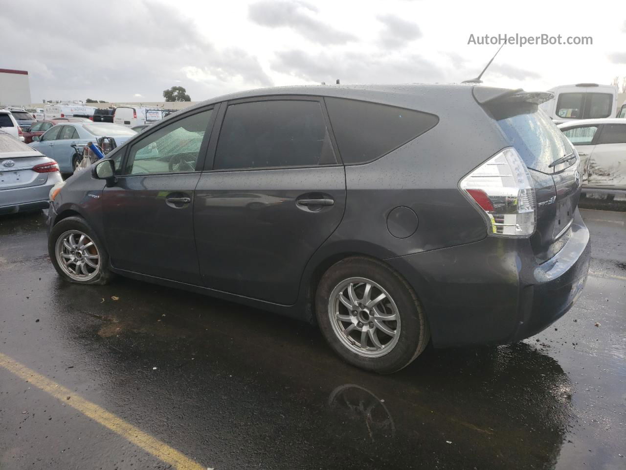 2014 Toyota Prius V  Gray vin: JTDZN3EU7E3308603