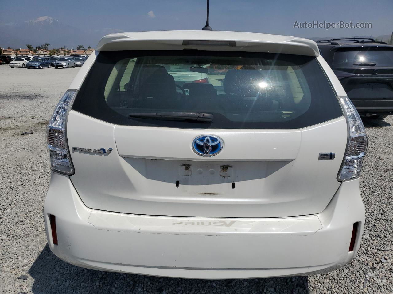 2012 Toyota Prius V  White vin: JTDZN3EU8C3124865