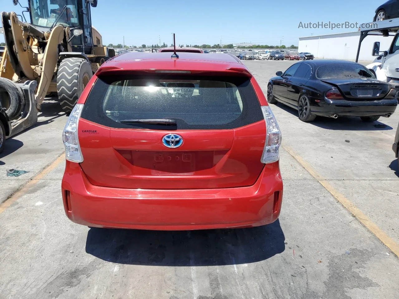 2013 Toyota Prius V  Red vin: JTDZN3EU9D3212034