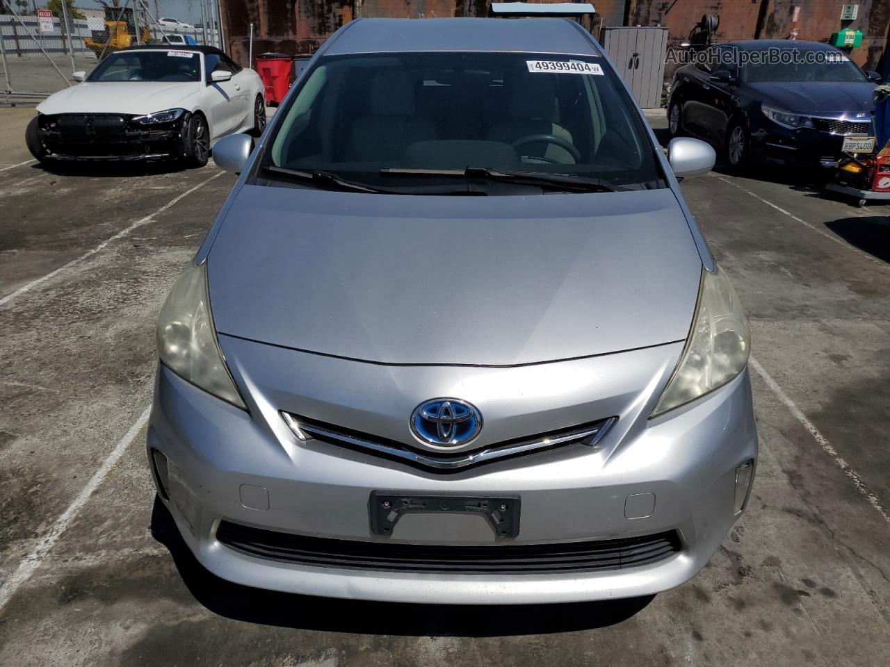 2013 Toyota Prius V  Серебряный vin: JTDZN3EU9D3258382