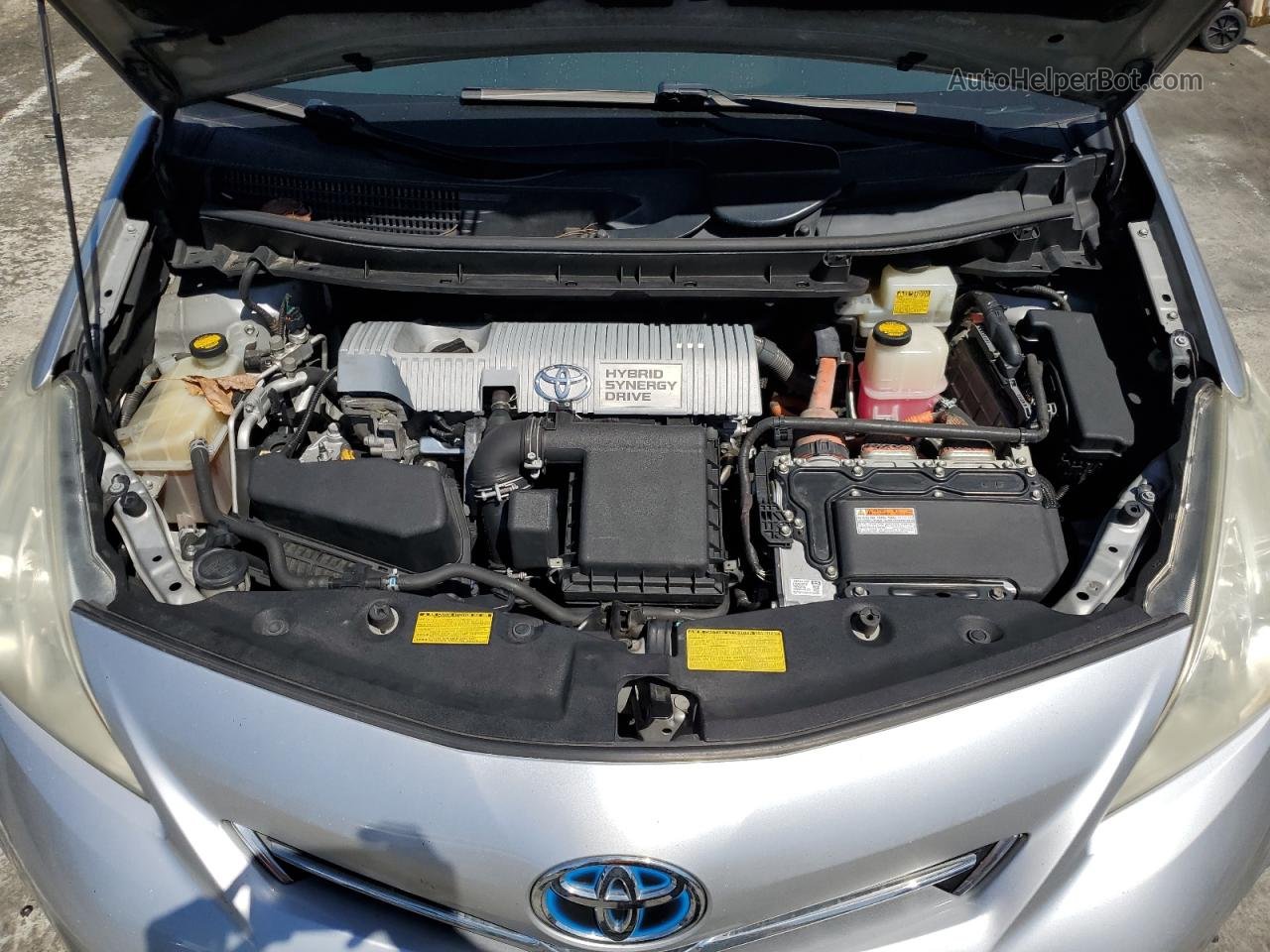 2013 Toyota Prius V  Серебряный vin: JTDZN3EU9D3258382