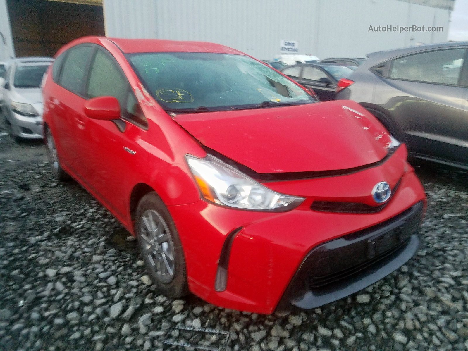 2015 Toyota Prius V  Red vin: JTDZN3EU9FJ030588