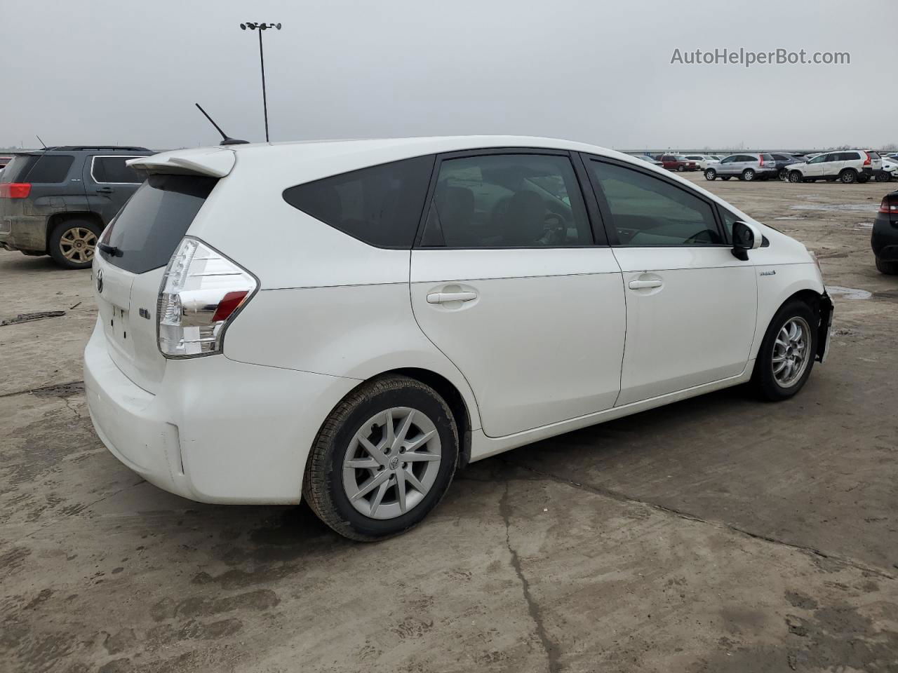 2012 Toyota Prius V  White vin: JTDZN3EUXC3058691