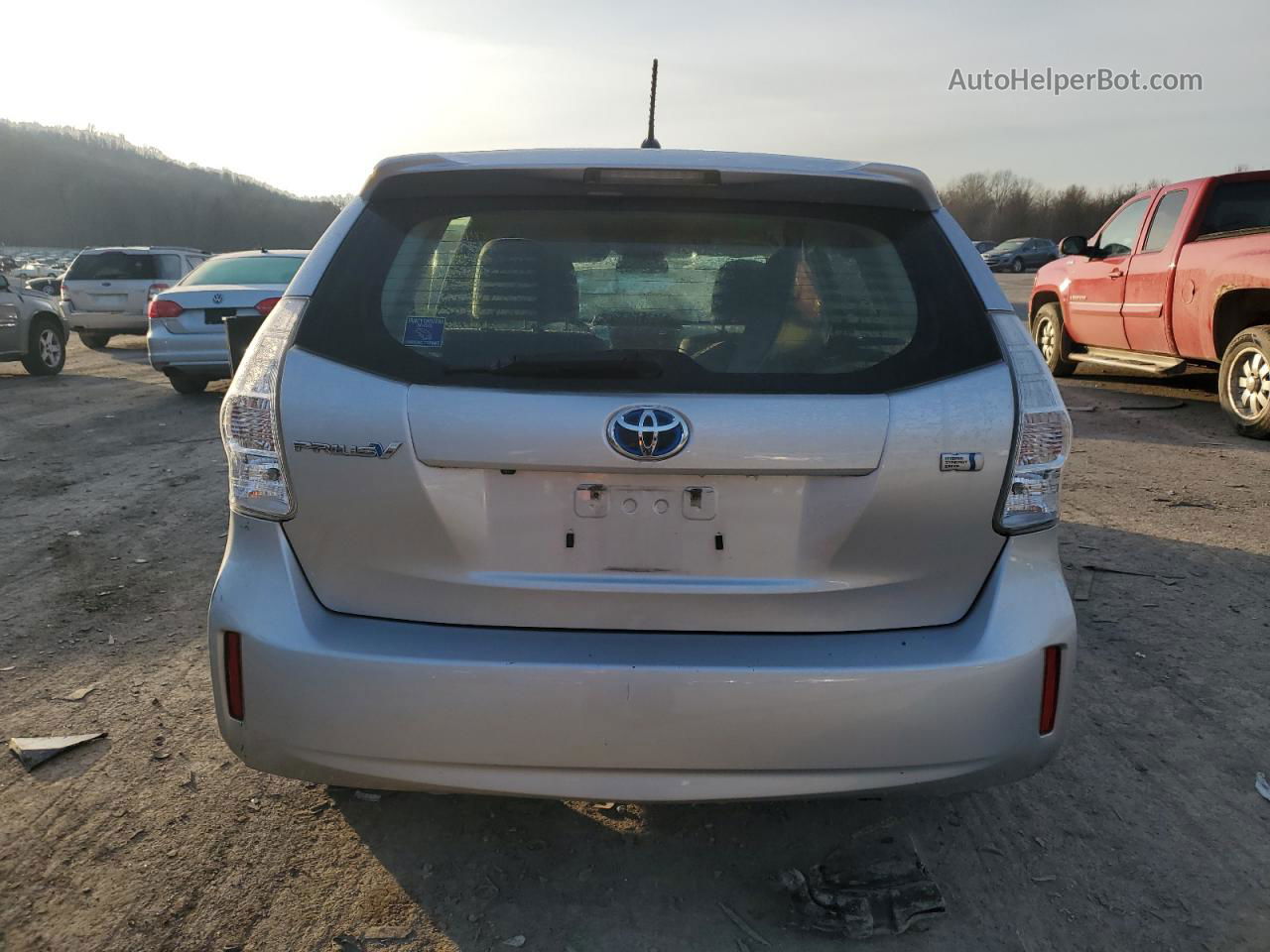 2012 Toyota Prius V  Gray vin: JTDZN3EUXC3102883